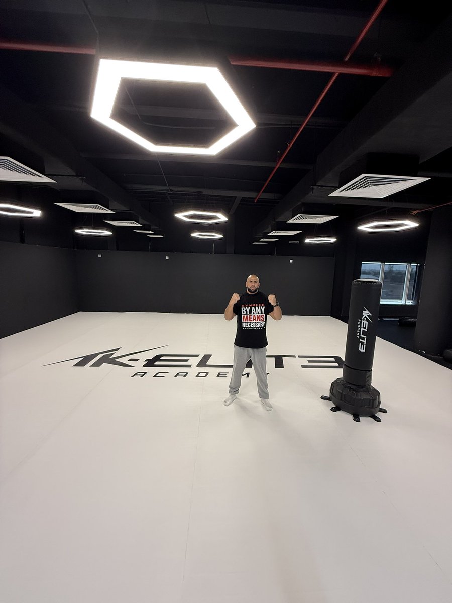 Tam Khan tweet media