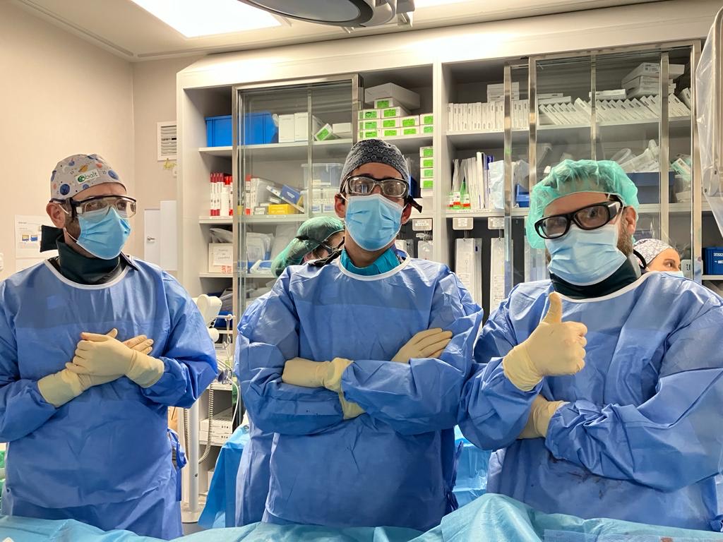 CIRSE European Trainee Forum (@etf_irtrainees) on Twitter photo #ETFtakeover with Ignacio González de la Huebra
Thanks for letting us show our experience at the Hospital Universitario de Fuenlabrada! Check the ETF webpage to find our initiatives in 2025! See you in Madrid! 🇪🇸
👉 cirse.org/trainees
<a href="/HuebraRx/">Nacho González de la Huebra</a> <a href="/cirsesociety/">CIRSE</a> <a href="/SERVEISoc/">SERVEI - Radiología Vascular Intervencionista</a> #ETFtakeover with Ignacio González de la Huebra
Thanks for letting us show our experience at the Hospital Universitario de Fuenlabrada! Check the ETF webpage to find our initiatives in 2025! See you in Madrid! 🇪🇸
👉 cirse.org/trainees
<a href="/HuebraRx/">Nacho González de la Huebra</a> <a href="/cirsesociety/">CIRSE</a> <a href="/SERVEISoc/">SERVEI - Radiología Vascular Intervencionista</a>