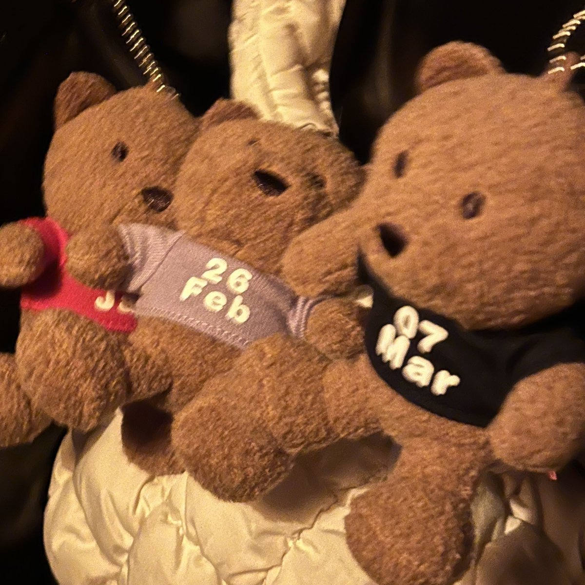 📍대나무숙성회관 종각점

홍콩에서 날라온 곰돌이 .. 라뷰 ♡