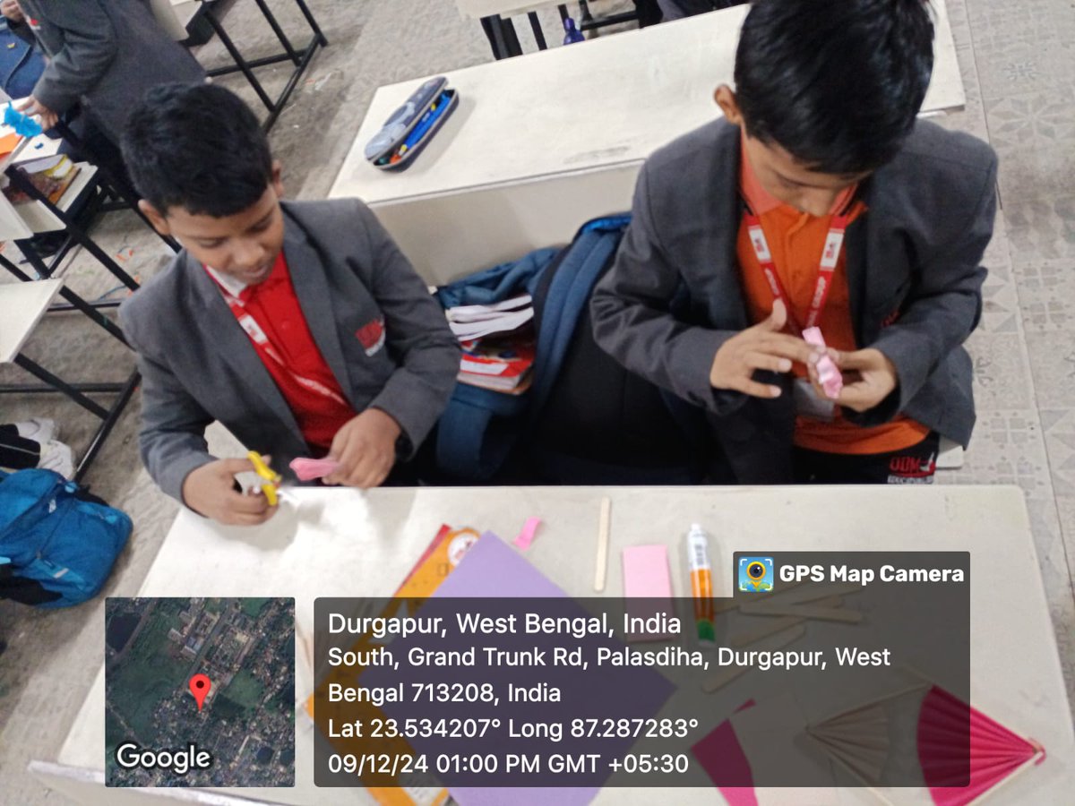 ODM_Intl_School's tweet image. Class 5 ODMians took an innovative leap into the world of geometry through a creative project that seamlessly combined mathematics, art, and imagination! ✂️📐 

#GrowWithODM #GeometryInAction #CreativeLearning #ODMiansInAction #TransdisciplinaryEducation #HandsOnProjects