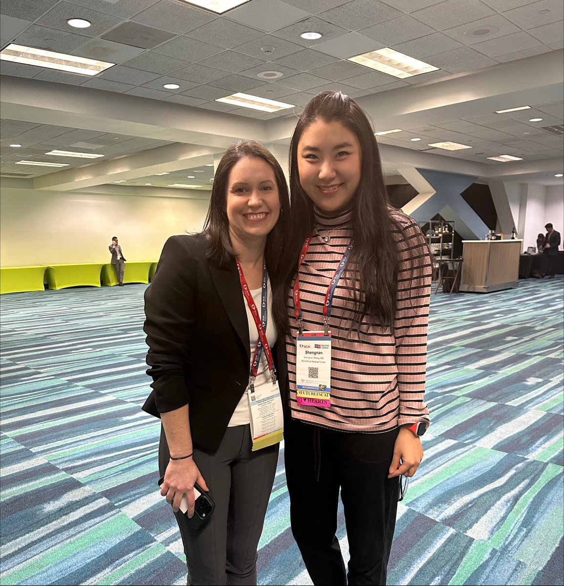 zheng_md's tweet photo. Had an amazing session at @SCAI meeting the inspiring ladies of @scaiwin! 💪✨ Wrapped it up with friends and visits to some local faves 🏙️☕🎉. Feeling so grateful for an awesome day! 💖🌟 #Cardiology #Blessed #Miami #FutureFSCAI #qualitytime  #friends https://t.co/lOMLv33MZI