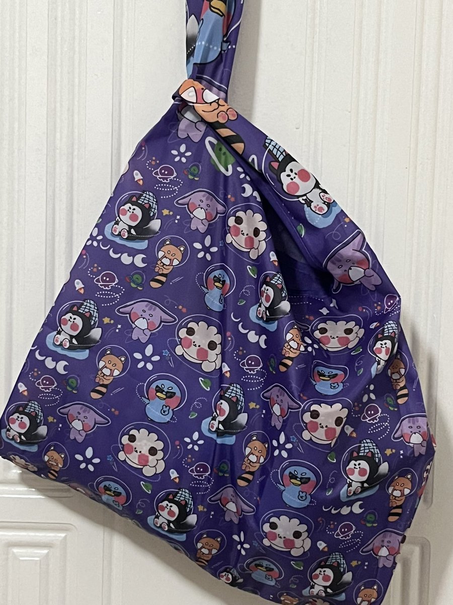 💚RT이벤트💚
-사회인 게임클럽 유툽 구독인증
-횐계정만 가능
-RT하신분 중 한분 반값택배로 보내드립니다

실물이 더 예뿐 장바구니🥰
쏘우횐이 준 작고 작은 수량 중 하나 드려요❣️

(~24/12/31까지)