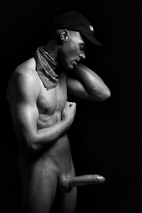 simon_malemodel