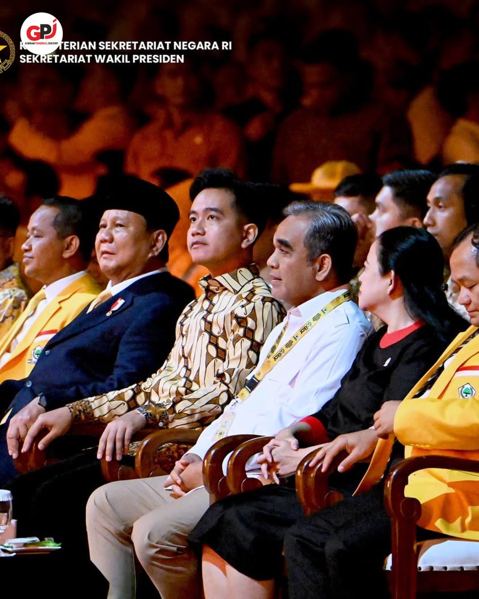 gpj_indonesia's tweet photo. Bersama Presiden Prabowo Subianto, Wapres Gibran Rakabuming menghadiri Puncak Perayaan HUT Partai Golkar ke-60 di SICC, Bogor.
Presiden: "Perdamaian bukan hadiah, melainkan hasil dari usaha bersama. Mari kita rukun &amp; bersatu menghadapi tantangan global."

#gibranpenerusjokowi https://t.co/1WtWVsXcBg