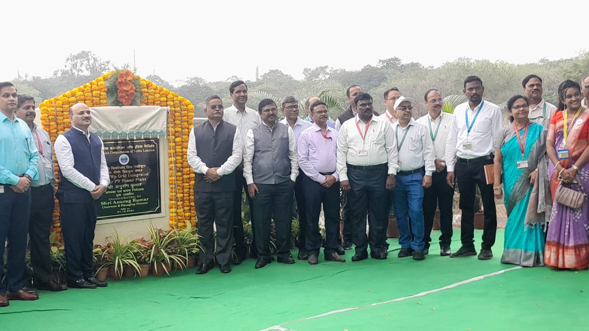 AvghniSolar's tweet photo. ���� Achieving New Heights in Solar Energy! 🌞  

We’re excited to share the successful commissioning of a 500KWp Grid-Integrated Solar PV Power Plant for ECIL Hyderabad, by Avghni Solar! This incredible milestone was marked by the inauguration on 7th December 2024 by ECIL's C&amp;MD. https://t.co/9XtydewC3s