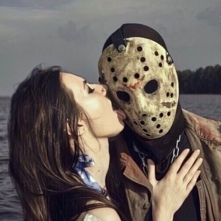 EVILSCRE4M's tweet photo. Happy Friday the 13th! https://t.co/97oiQS0S2N