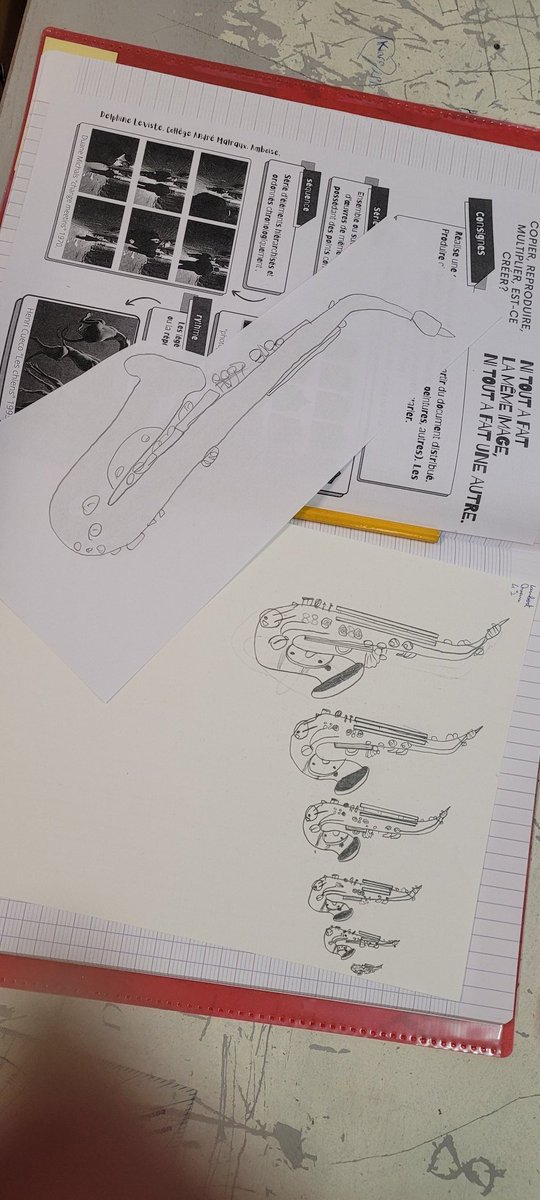 LevisteDelphine's tweet photo. Collège A.Malraux Amboise. 
Work in progress.
Les 4ème s´emparent avec enthousiasme de la nouvelle séquence "la répétition comme source d´inspiration".
Projet pluridisciplinaire arts plastiques/ éducation musicale en partenariat avec l´école de musique Paul Gaudet.
🎨🎷...🎭! https://t.co/uA3HYtMVd1