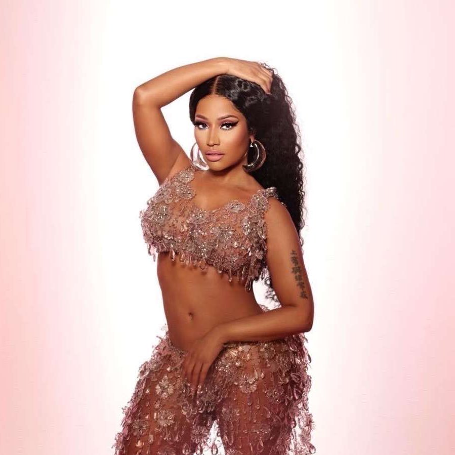 PopTingz's tweet photo. Nicki Minaj has begun her music hiatus. https://t.co/INdi1hPRWd