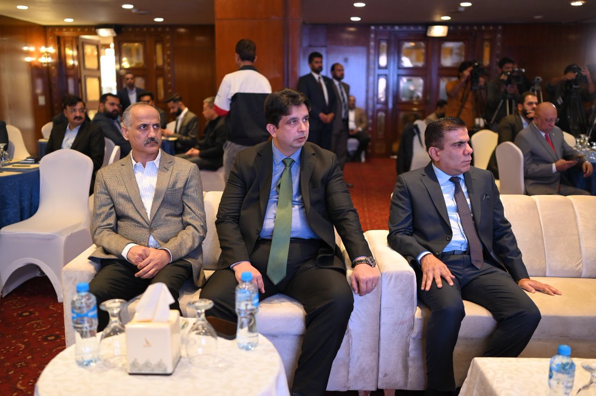 OfficialSEZMC's tweet photo. Sindh Investment Conference on Dec 12 featured Sharjeel Memon, Nasir Shah, SACM Qassim Naveed Qamar &amp; Mr. Meng (Head of Chinese Delegation).
The event highlighted 🇵🇰-🇨🇳 collaboration opportunities, with #DSEZ showcased as an ideal destination for Chinese company relocations.#CPEC https://t.co/NzSigp3AlQ