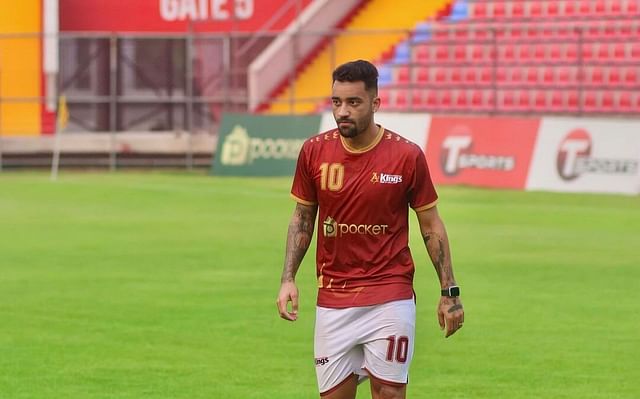 EBTBO_XTRA's tweet image. 📌 UPDATE 

Robson Robinho is not coming to East Bengal.  
He has signed a contract with a Brazilian club until 2025.

#EastBengalFC #TransferUpdate