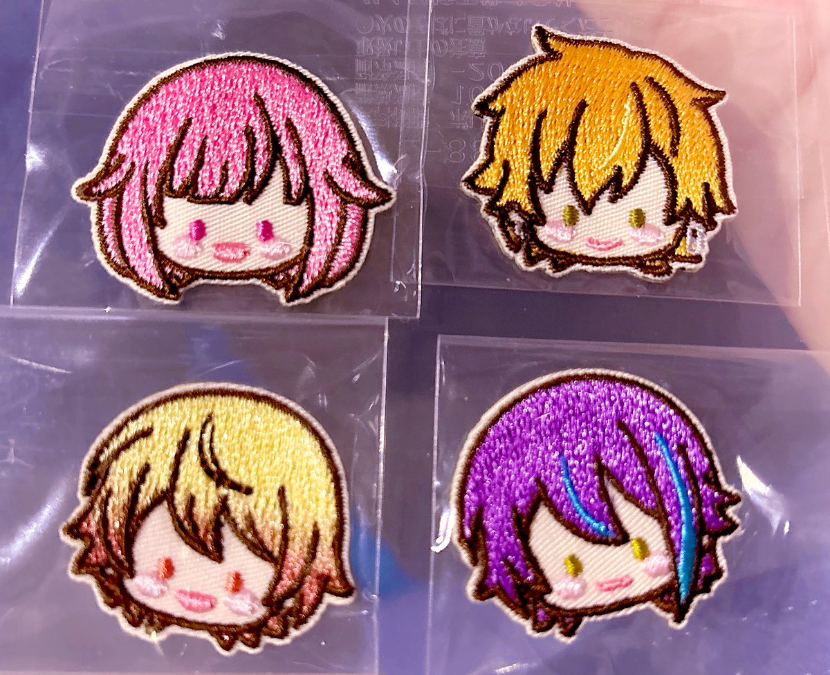 rara99s's tweet photo. ワッペンかわいすぎなんだけど予備買わないと使えない https://t.co/9XjRB5dlOK