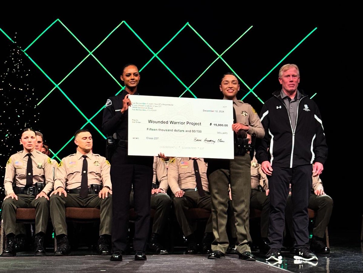 sbcountysheriff's tweet photo. A big congratulations to Class 237 on graduating from the Basic Law Enforcement Academy! Wishing you great success as you begin this exciting new chapter in your careers.
#Class237 https://t.co/zTH3YNXGHQ