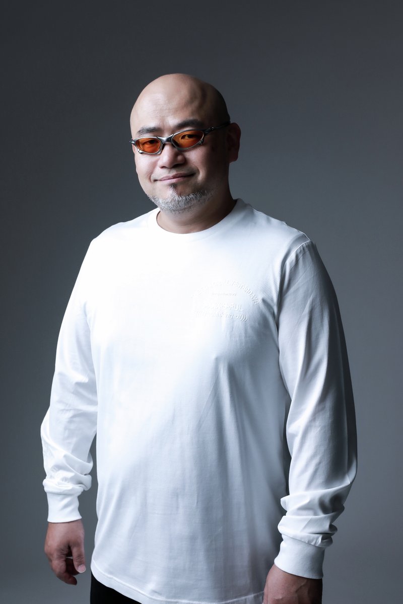 denfaminicogame's tweet photo. 神谷英樹氏率いる新たなゲームスタジオ「クローバーズ」が始動
https://t.co/CXVv7ymHjF

『ベヨネッタ』シリーズや『デビルメイクライ』などの開発で知られる神谷氏がスタジオヘッド／チーフ・ゲームデザイナーに就任。本日行われた「The Game Awards 2024」では『大神』完全新作が発表されている https://t.co/69ey71PWa1