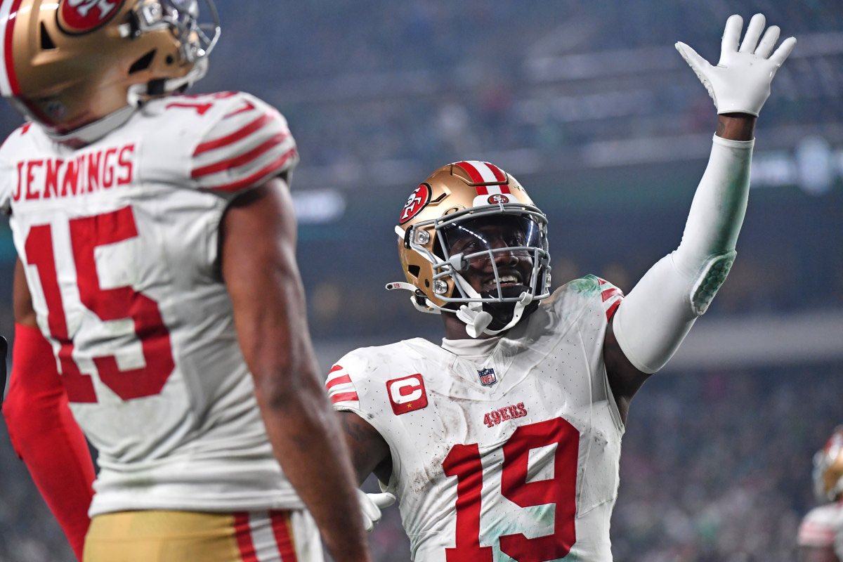 NinerNick_22's tweet image. This was just a year ago man. What happened? 💔🕊️