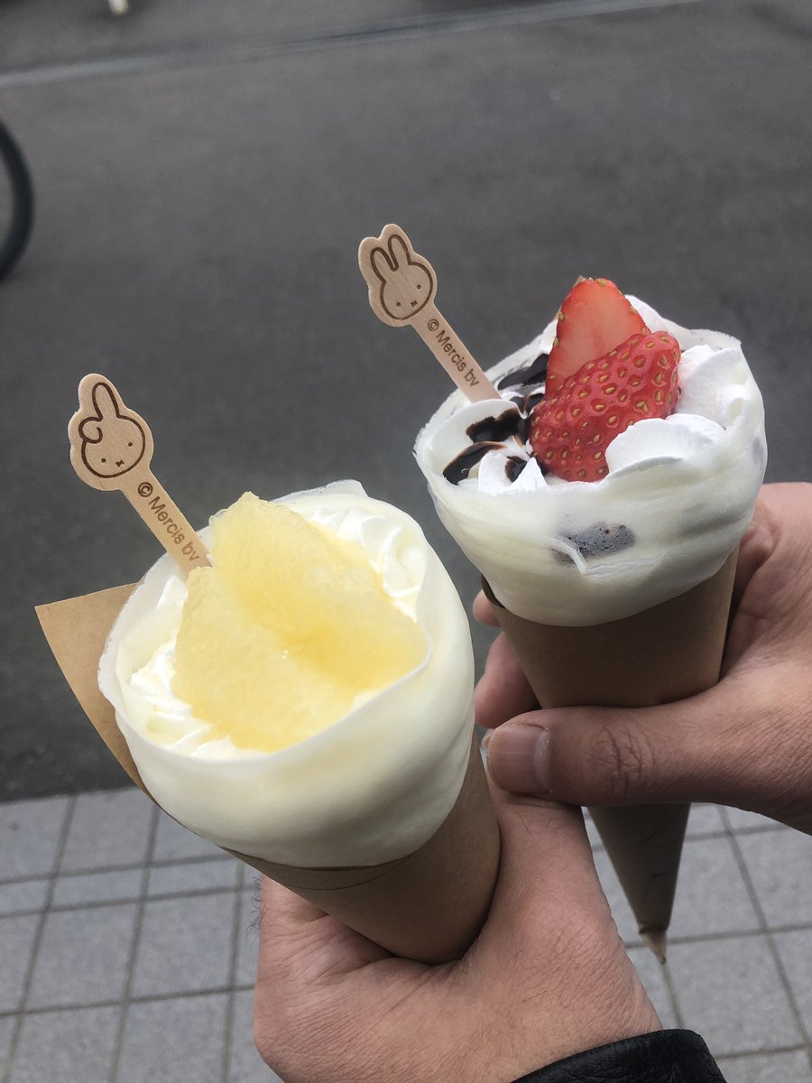 fuhsan3's tweet photo. しろのはち。さんのクレープ
生地モチモチ、
クリームふわふわ美味ーい。
代休使って行った価値あり！
#shiro_no_hachi https://t.co/5AB3ayV3NE