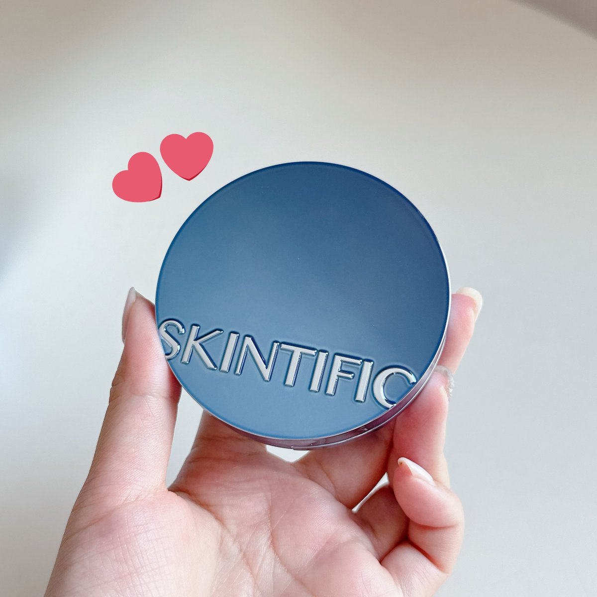 นี่ยอมคุชชั่น Skintific รุ่นสีฟ้านี่จริงๆ ว่าแล้วมีแต่คนเชียร์ ติดเฟบหลายคนเลยนะ เนื้อคือดี บางเบา คุมมัน ฟินิชผิวคือสวยมากกกกกกก  อยากให้ทุกคนได้ลอง แล้วสีเค้าพอดีผิวเลย มีหลายเฉดให้เลือก ใช้ได้ทุกวันจริง! https://t.co/7eYGlOyI2G