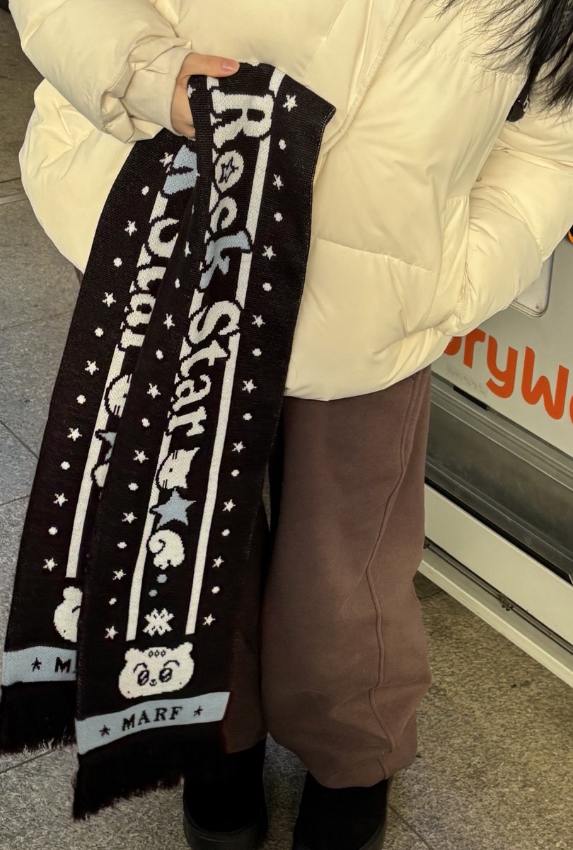 markismymusic's tweet photo. ˚₊‧꒰ა튤립군과 마냥이 머플러 수요조사폼 ໒꒱ ‧₊˚

#rt 추첨 3분께 제작시 머플러 보내드립니다
★기간:12.13~12.14( PM 23:59)
★꼭 구매 하실 의사가 있으신 분만 참여 부탁드려요..//
-자세한 사항은 폼 확인 부탁드립니다 (*  ͡σ̴̶̷̤◡ ͡σ̴̶̷̤.)
https://t.co/mSiQQJM5Qh https://t.co/4siXs6PPmr
