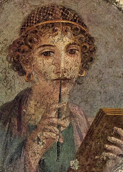 HawkeJon's tweet photo. #FindsFriday
#Gold hairnet from the later 3rd C BC the Greek city of Taras, (Taranto, South Italy). It is made entirely of gold in a netting pattern with cabochon garnets at the intersections and a large bas-relief image of Medusa at the top.#Archaeology
#jewellery #History #art https://t.co/2EP3YU2QYz