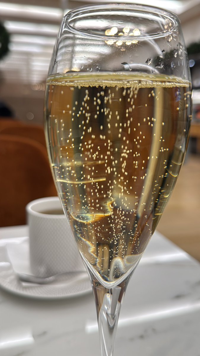 flashdba's tweet image. 7am. I’m about to make a terrible mistake and which will have far reaching consequences for the rest of my day. Cheers