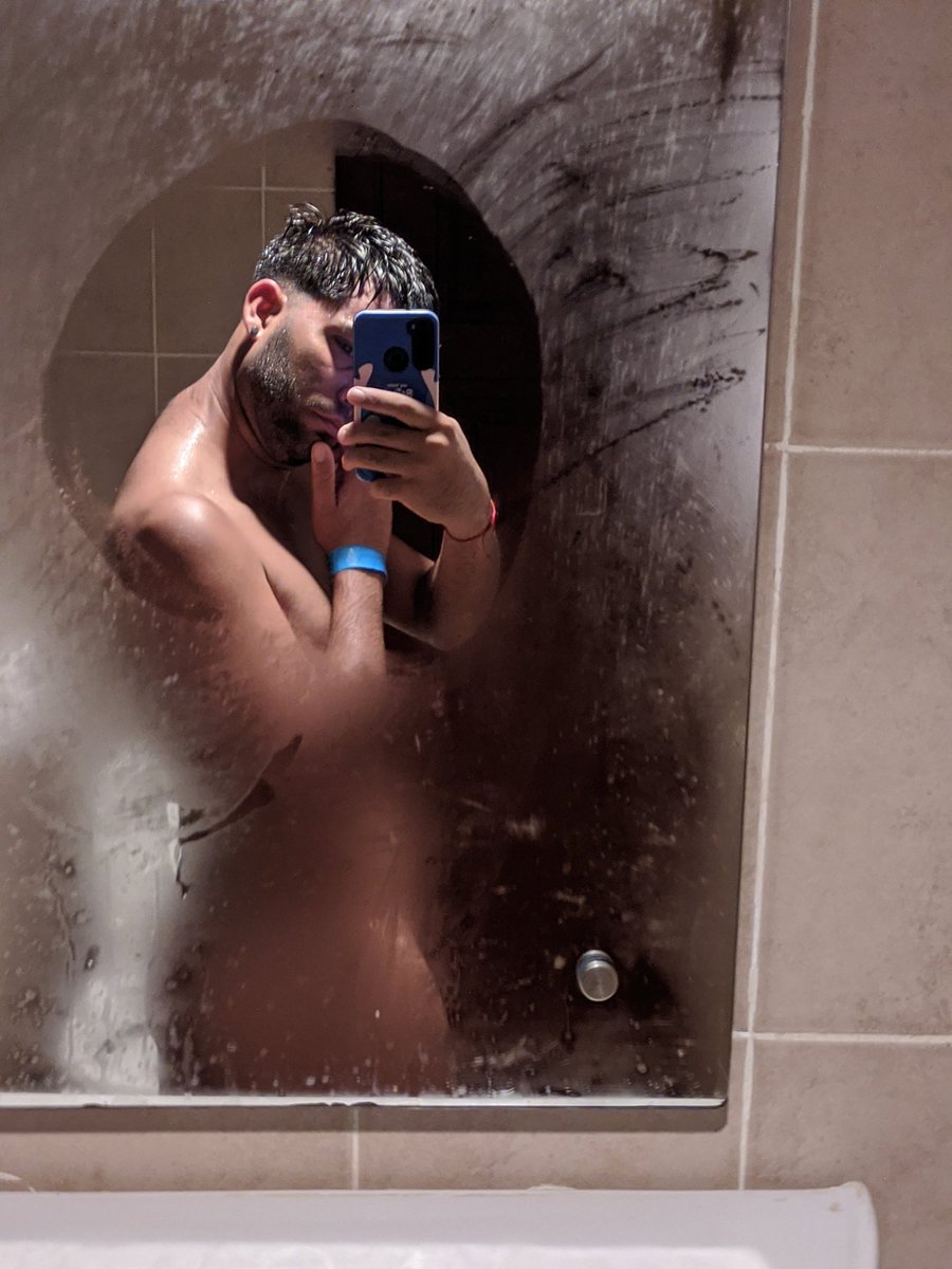 ecorbe_97's tweet photo. 🛀🏻 https://t.co/6lrAZ5ywYD