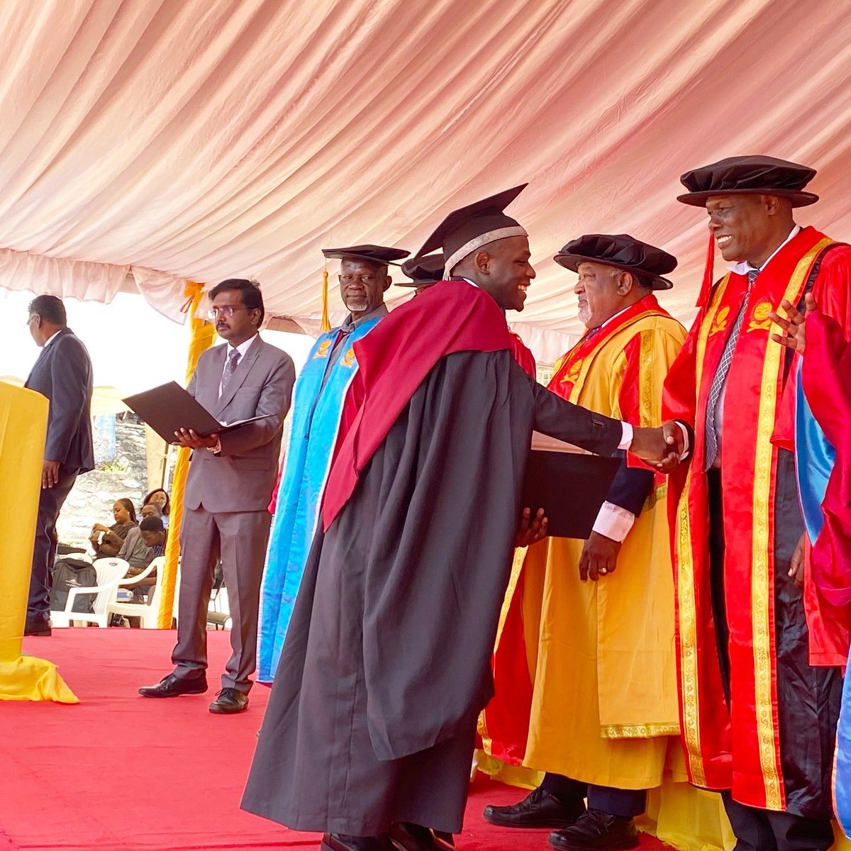 Sjuit_tz's tweet photo. Congratulation to all graduates class of 2024, wishing you all the best in the new role!!

“Where Your Dreams Are Nurtured” https://t.co/5aYYMlodGE