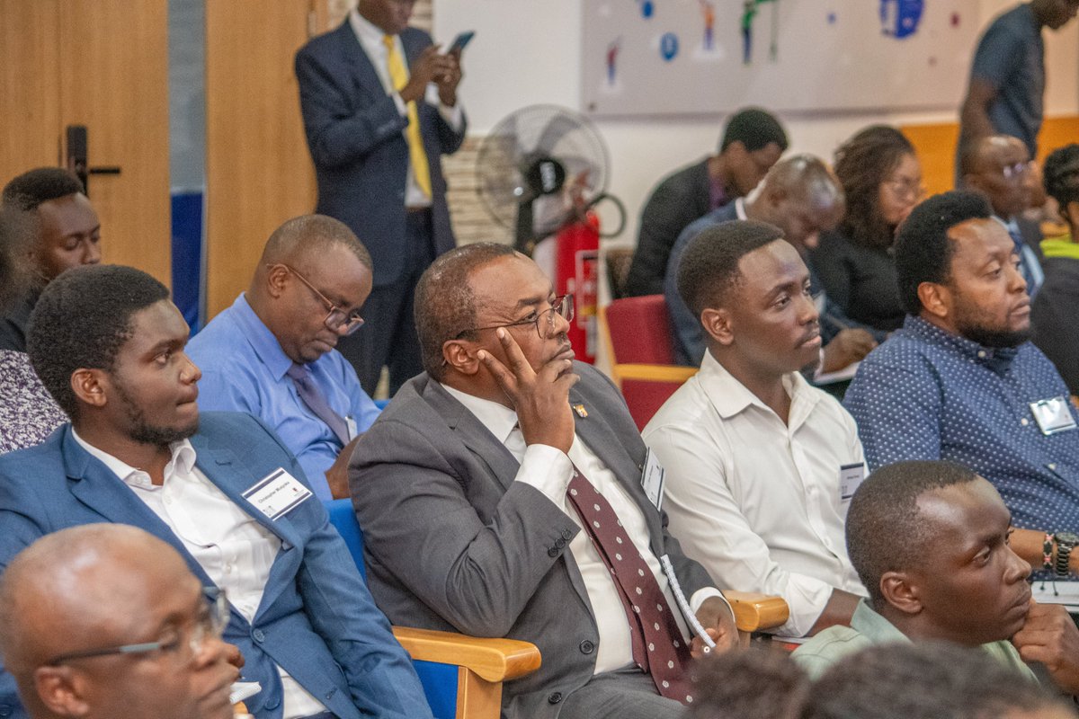 StrathU's tweet image. “If you can make a profit, you must also do good.”

Dr. James Boyd McFie’s #OneMoreClass on Sustainable Reporting and ESG Standards was a masterclass in balancing People, Planet, and Profit. 

Read more 👉strathmore.edu/news-articles/… 

#Sustainability #ESG #SUreFuture