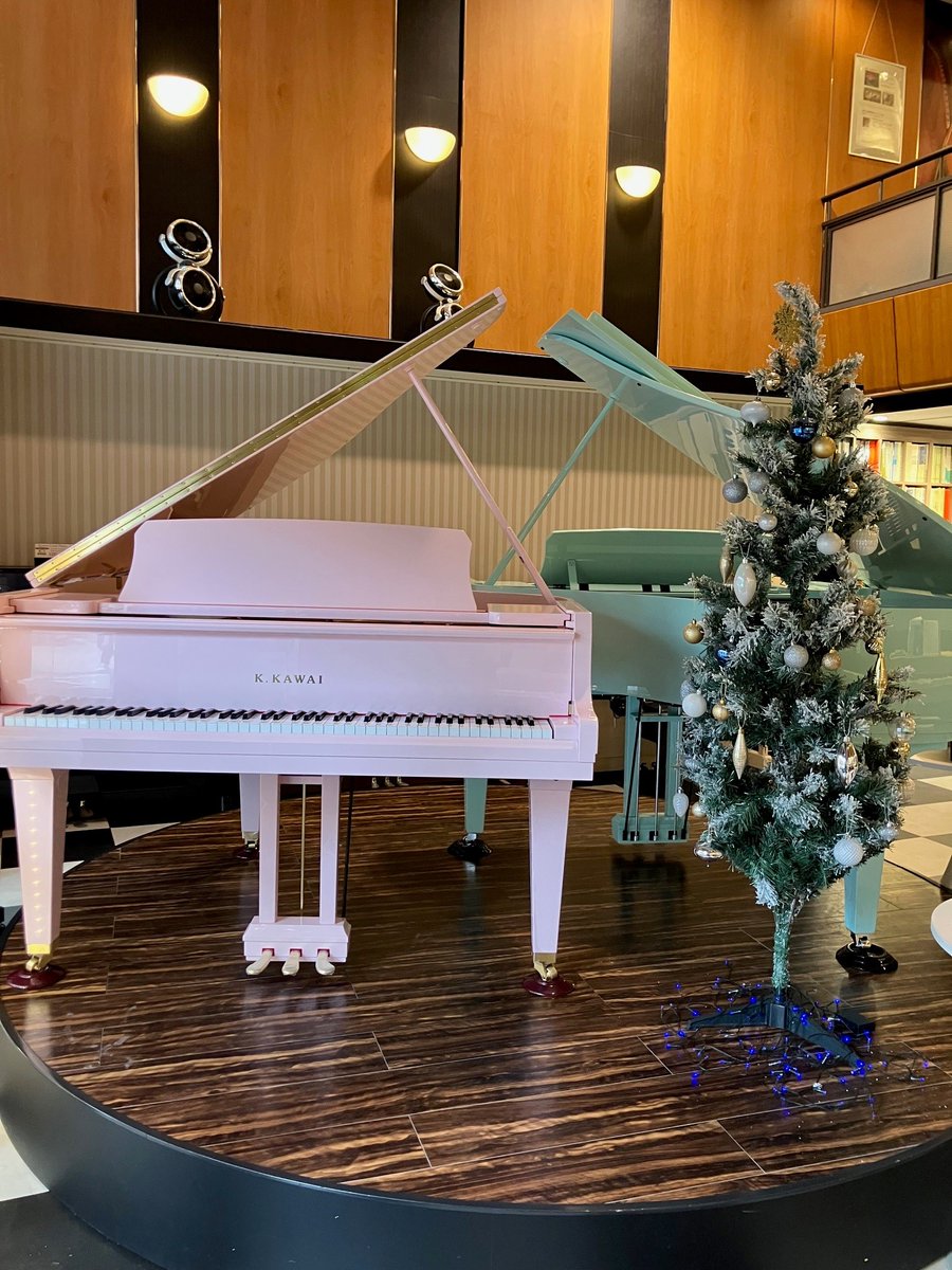 kawaisendai's tweet photo. カワイ仙台にGL-10ピンクとグリーンが入荷しました🥺✨各1台限りの貴重なピアノです!!優しい色合いがとても素敵です❤️国内初展示、カワイ仙台でご覧いただけます♪是非カワイ仙台にてお試しくださいませ!
#kawaipiano #GL10 #グランドピアノ https://t.co/PzIbWmvnz8
