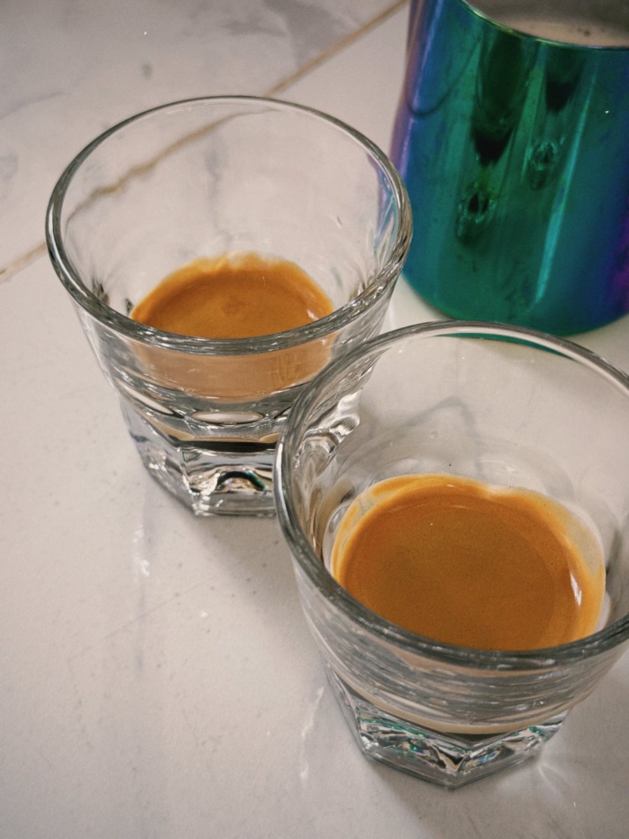 aguyong's tweet image. GM