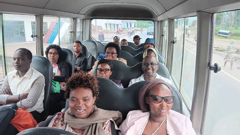 None tariki ya 13/12/2024 abakozi ba Diyosezi ya NYUNDO #Complexe des SDSA St Aloys nyundo  berekeje Remera-Ruhondo muri Retraite y'iminsi ibiri. #Thème: Kuba umukristu mu rusobe rw'ibibazo by'isi ya none,Barashimira Umwepiskopi cyane kubwuyu mwanya mwiza mukwiyunda n'Imana