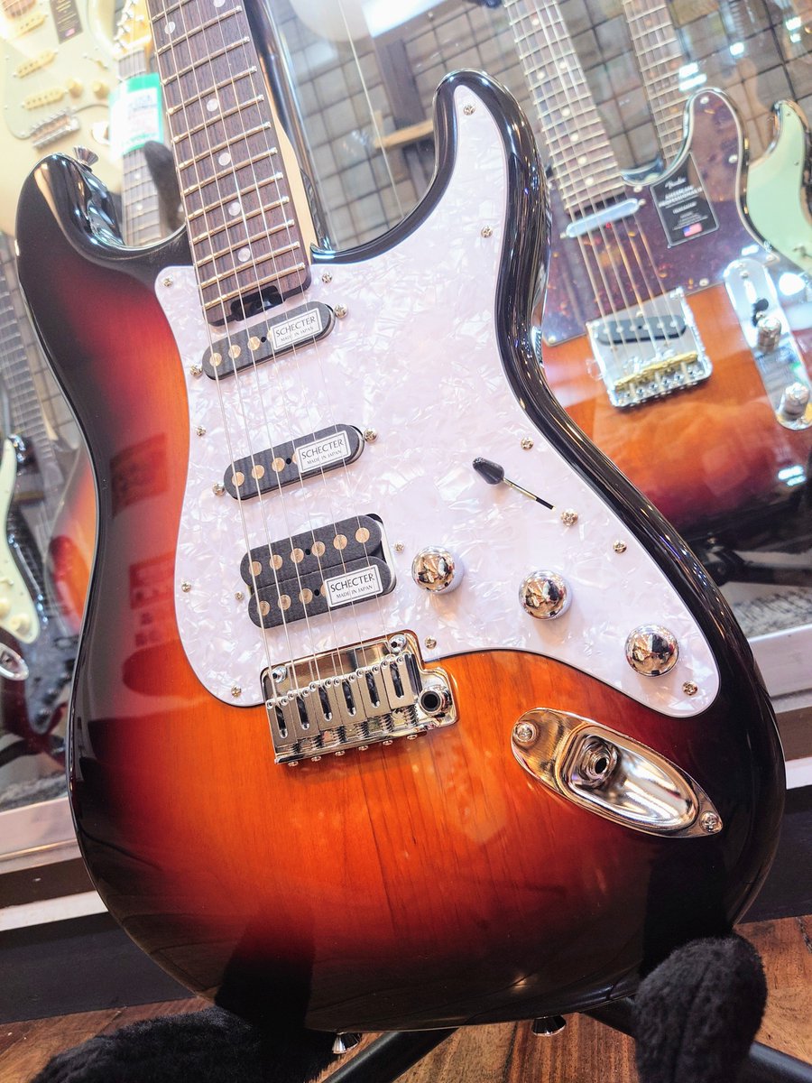 愛曲楽器創業75周年記念モデル『SCHECTER PS-ST-4-VTR』の仕様の一部を