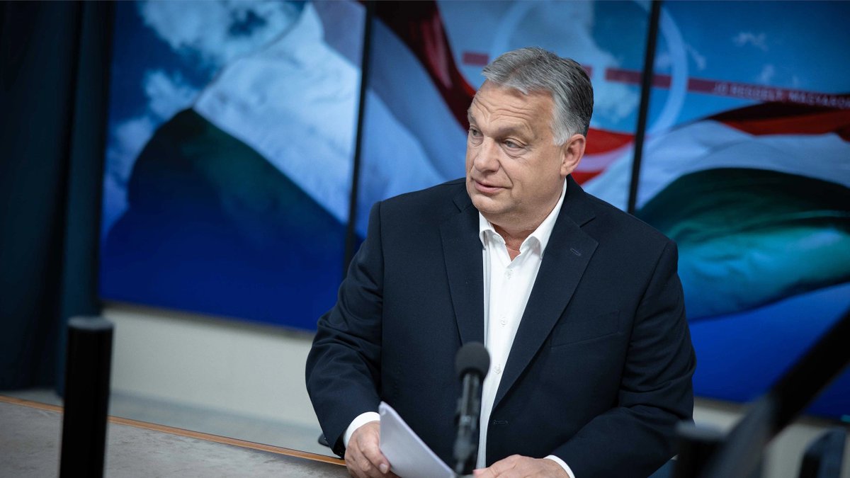 zoltanspox's tweet photo. 🕊️"At least during Christmas, no one should l0se their life on the frontline," said @PM_ViktorOrban during an interview on Kossuth Radio, referencing proposals made to both Russian and Ukrainian parties.

🛑 The Hungarian initiative seeks an agreement for a Christmas ceasefire. PM Orbán added that a prisoner exchange could also bring joy to hundreds of thousands of families. He noted one party has accepted the proposal, while the other has not yet agreed, but there's hope the situation may change in the days leading up to Christmas.