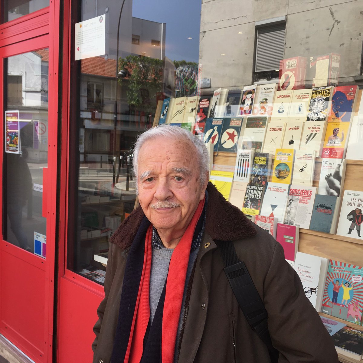 LibertaliaLivre's tweet photo. 1312.
Pensées pour Maurice Rajsfus (1928-2020), rescapé du Vel'd'Hiv, grand contempteur de la police française. https://t.co/qVAEYwHINF