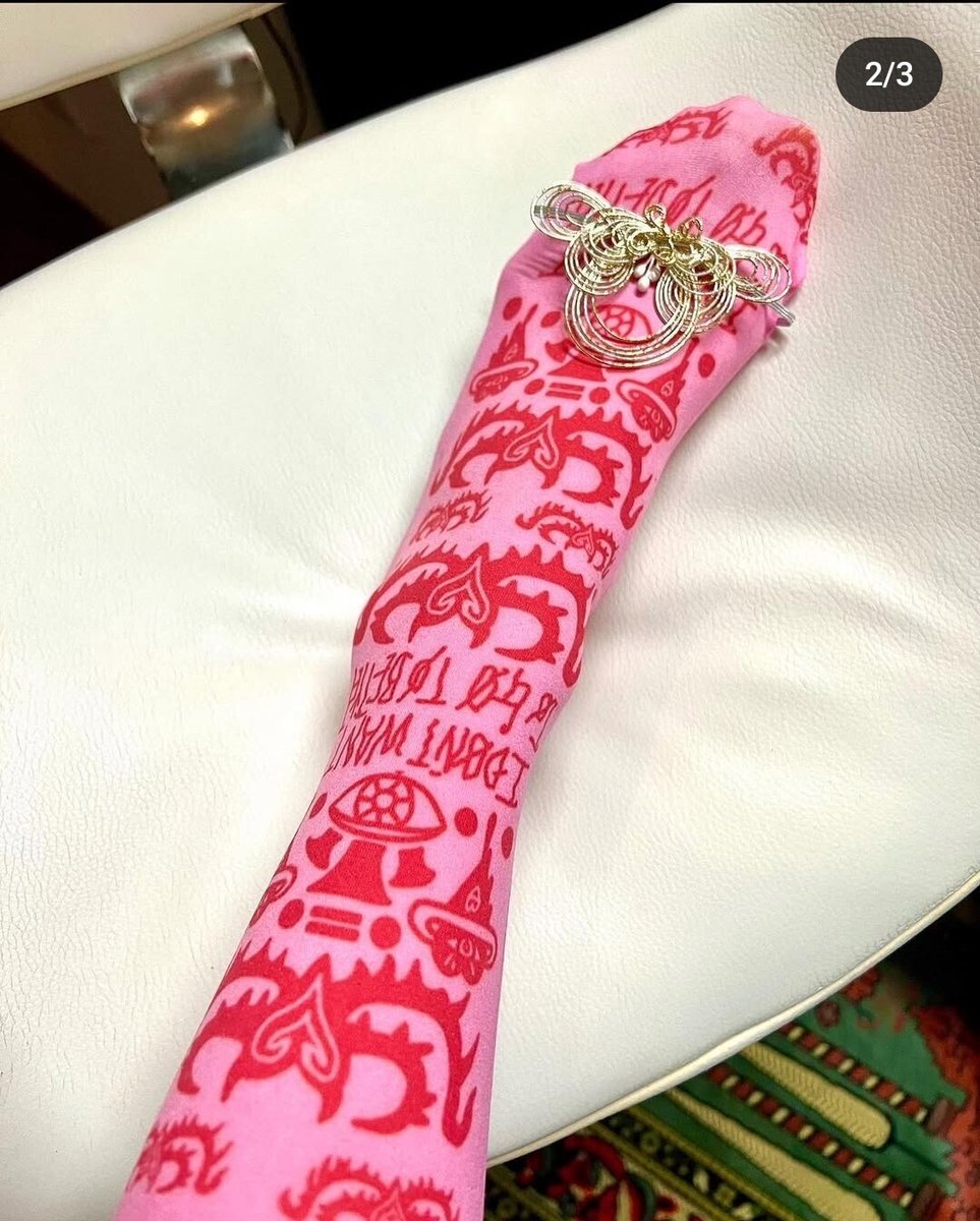 korecow's tweet photo. 11/28配信開始ドラマ 「推しの子」 あのさん着用のストッキングはこちらではないでしょうか https://t.co/KWHoOPOzmt #あの #推しの子 #kobinai #korecow #コレカウ https://t.co/oyzjhMmjIc