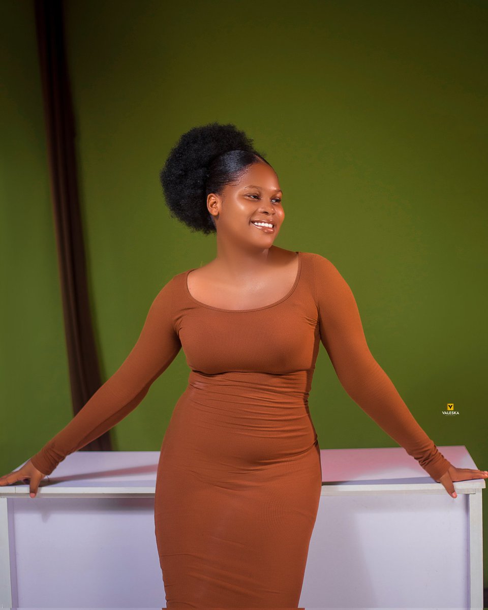 Iwuoha_Mercy's tweet photo. National Me Day 💞 
God's choicest blessings on me in this new year 💝
#december13 
#CelebrationsUnlimited https://t.co/ihwG0uhIOb