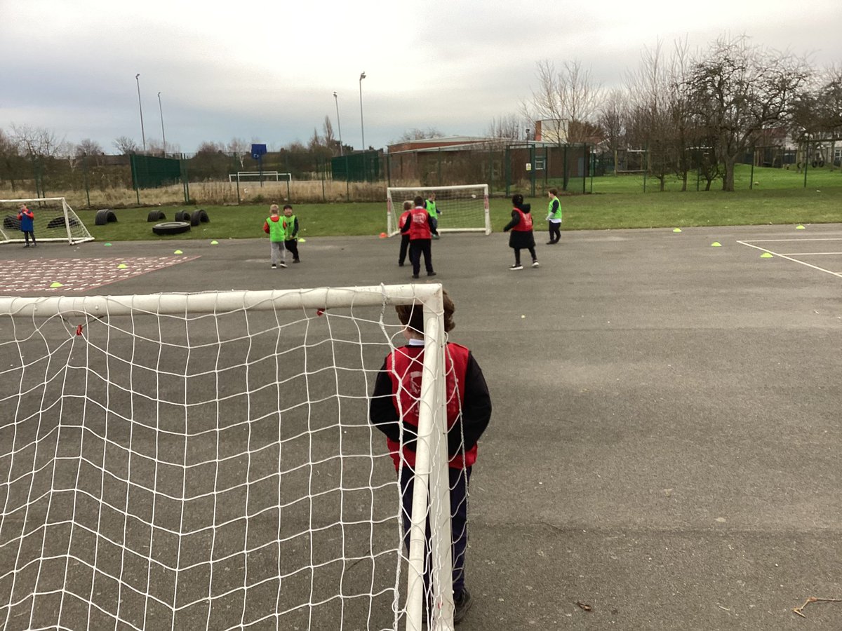 Mr Collett tweet media