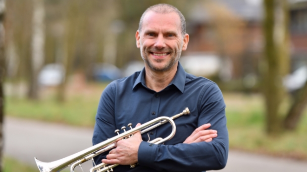 Dirk Keijzers: een ‘Bloaskaak’ in hart en nieren
#mooisonenbreugel #demooisonenbreugelkrant #sonenbreugel #senb #gemeentesonenbreugel

 mooisonenbreugel.nl/l/38866