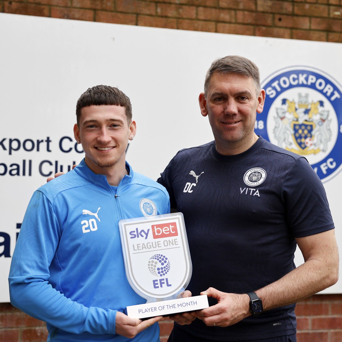 StockportCounty's tweet image. These two 😍 

#StockportCounty