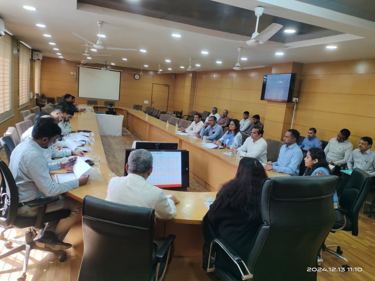 Collector Valsad (@collectorvalsad) on Twitter photo આજ રોજ શ્રીમતી રેમ્યા મોહન, માન.પ્રભારી સચિવશ્રી અને રોલ ઓબ્ઝર્વરશ્રી SSR 2025ના અધ્યક્ષ સ્થાને વલસાડ, ડાંગ અને તાપી જિલ્લાના નાયબ જિલ્લા ચૂંટણી અધિકારીશ્રીઓ સાથે બેઠક યોજવામાં આવી. <a href="/CMOGuj/">CMO Gujarat</a> <a href="/CEOGujarat/">Chief Electoral Officer, Gujarat</a> <a href="/revenuegujarat/">Revenue Dep. Gujarat</a> <a href="/InfoValsadGoG/">Info Valsad GoG</a> આજ રોજ શ્રીમતી રેમ્યા મોહન, માન.પ્રભારી સચિવશ્રી અને રોલ ઓબ્ઝર્વરશ્રી SSR 2025ના અધ્યક્ષ સ્થાને વલસાડ, ડાંગ અને તાપી જિલ્લાના નાયબ જિલ્લા ચૂંટણી અધિકારીશ્રીઓ સાથે બેઠક યોજવામાં આવી. <a href="/CMOGuj/">CMO Gujarat</a> <a href="/CEOGujarat/">Chief Electoral Officer, Gujarat</a> <a href="/revenuegujarat/">Revenue Dep. Gujarat</a> <a href="/InfoValsadGoG/">Info Valsad GoG</a>