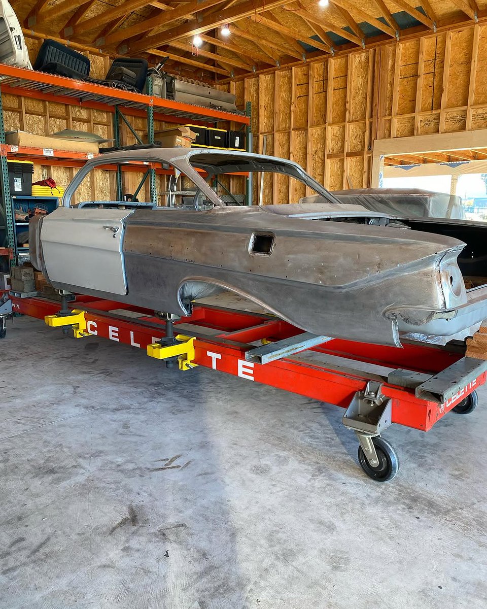 Celettegroup's tweet photo. The restoration of the 1961 #Chevrolet #Impala on the #Celette @framemachine is complete, with all the metal work finished. They were waiting for donor parts and managed to find a complete rear clip from a four-door model.
#celettebench #rustrepair #metalfab #sheetmetal https://t.co/zbeNWZ1rST
