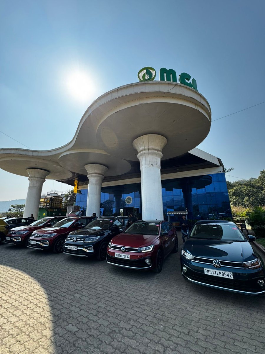 SomChaterji's tweet photo. First pitstop enroute Mahabaleshwar #vwe #vwexperience https://t.co/UdI4sAEI2H