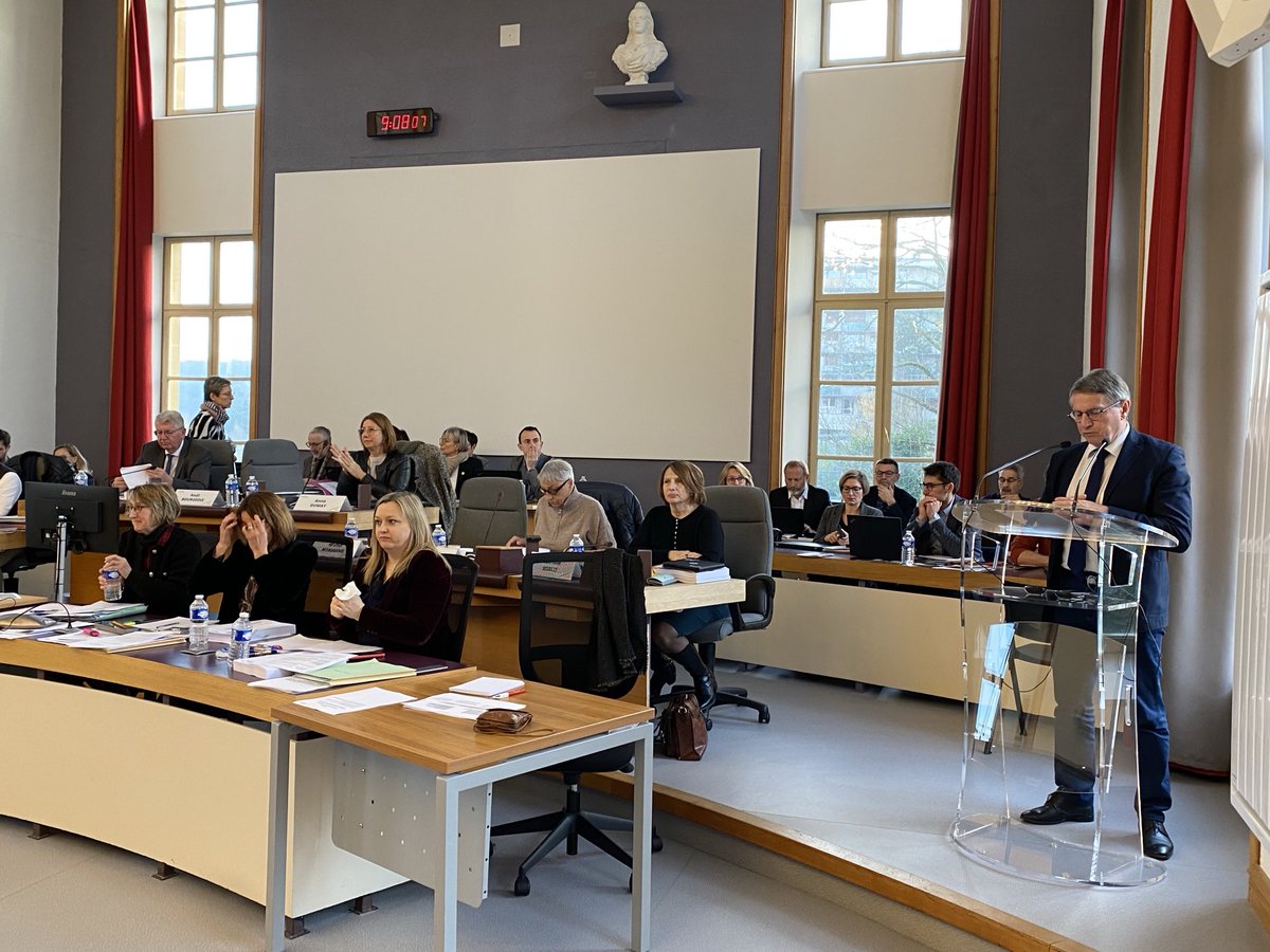 [Budget 2025] L’Assemblée départementale est réunie ce jour pour voter le #BP2025. Pour Noël Bourgeois, Président du #CD08 : « Notre volonté est de poursuivre l’ensemble des politiques de proximité que nous mettons chaque jour en œuvre au service des Ardennais et du territoire. »