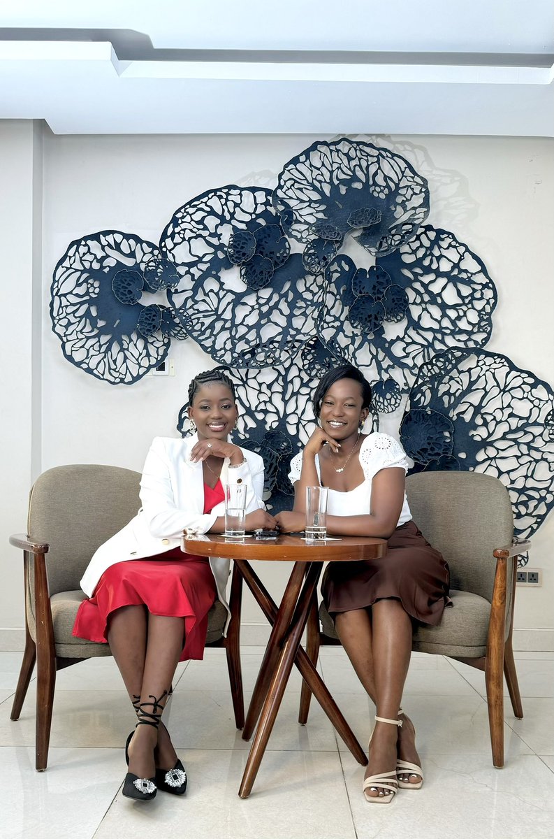 chloeB_basiima's tweet photo. Topic : “Prioritizing Family while Performing excellently in other aspects of life”

Host : Chloe Basiima

Guest Speaker : Edith Katunguuka 

👋 Let's connect on socials: 
📲Instagram:  chloe_bs_covert  
📲Tiktok:   chloe_bs_covert
📲YouTube: Chloe Basiima

#familyfirst #CBC https://t.co/zdOmPsG0TC