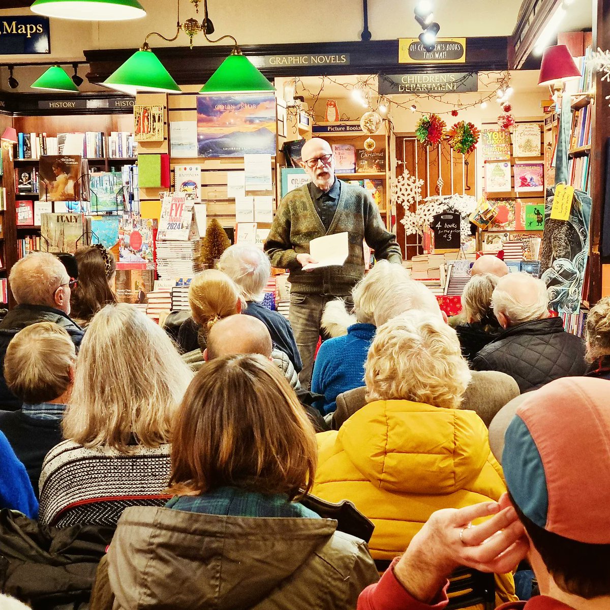 The Grove Bookshop tweet media