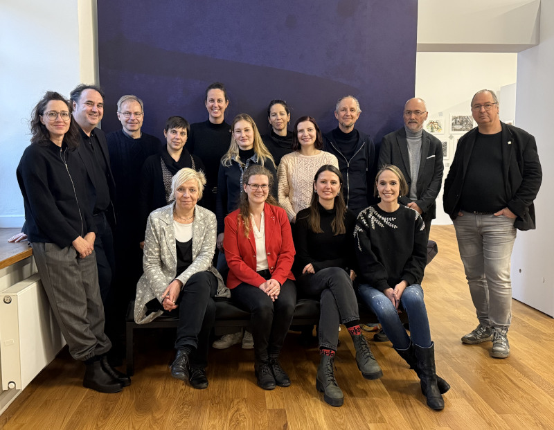 Museumsdirektor tweet media