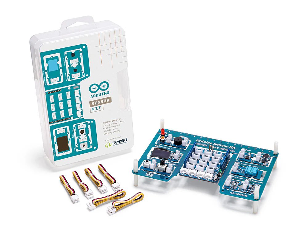 lelabtechno's tweet photo. Nouvel atelier LeLabTechno à la petite fabrique à @AgdeOfficiel. Découverte de cette fantastique carte programmable qu’est @arduino avec ce kit qui contient 10 capteurs, particulièrement bien adapté pour la découverte.
« Arduino, c’est beau la vie, pour les grands et les petits » https://t.co/1xBXTPdvvh