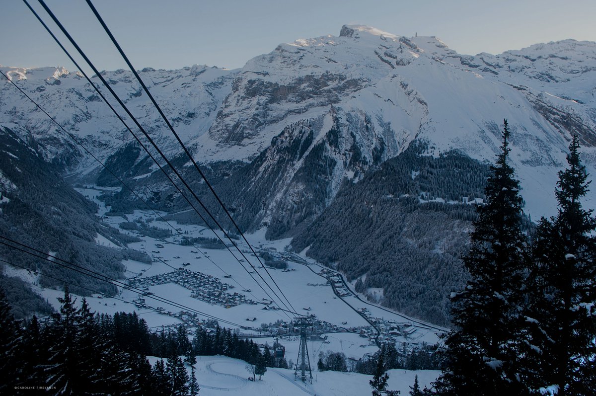 juiz_nidwalden's tweet photo. Geniesse eine Winterwanderung auf dem Brunni oder eine Schlittenfahrt 🛷 von Brunnihütte-Ristis. ☀️
Die Skipiste Brunnihütte-Ristis ist offen und ab morgen auch der Klostermatte Bügellift. ⛷️
ℹ️✅ https://t.co/2NwzVARqI9
#Engelberg #tellpass #Switzerland https://t.co/RD0ftI1L0l