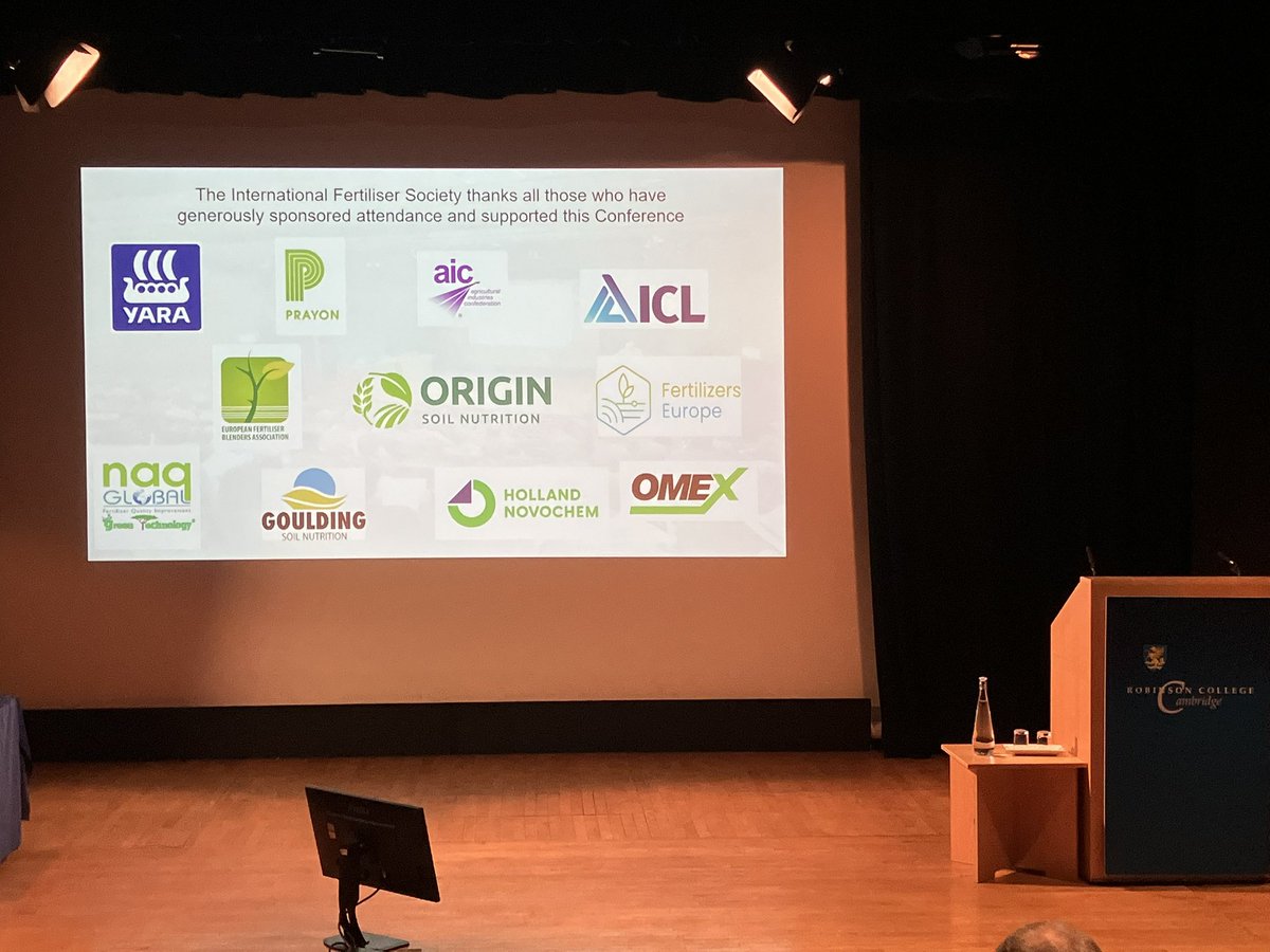 dp_booty's tweet image. At the #IFSConf 2024 sponsored by @OMEXCompanies boning up on all the latest science in the world of crop nutrition