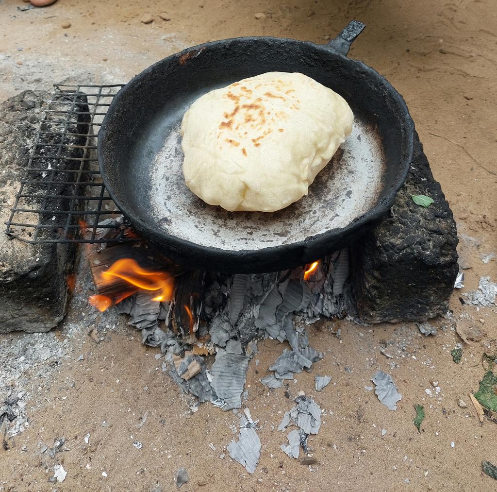 We in Gaza are suffering to survive   
We need a better life ❤️‍🩹
Help me by donating or sharing 
Donation Link :
gofund.me/1842594d