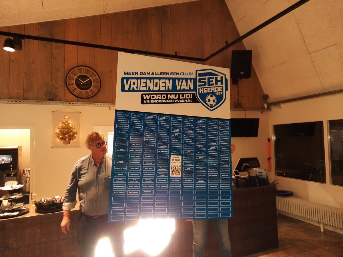 Zeer geslaagde kipoamd gehad, met onthulling van het nieuwe bord van de vriendenvanSEH 
#nieuwevriendenwelkom #toktoktok
#voorherhalingvatbaar #wordvrienvanSEH