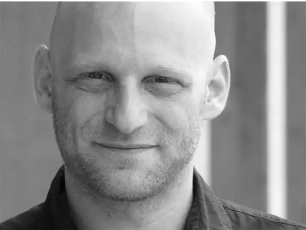Fantomas_media's tweet photo. Tal Bruttmann, invité des étudiant·es du master HCP @universite_uppa c'est aujourd'hui ! https://t.co/sVhtahOAQb